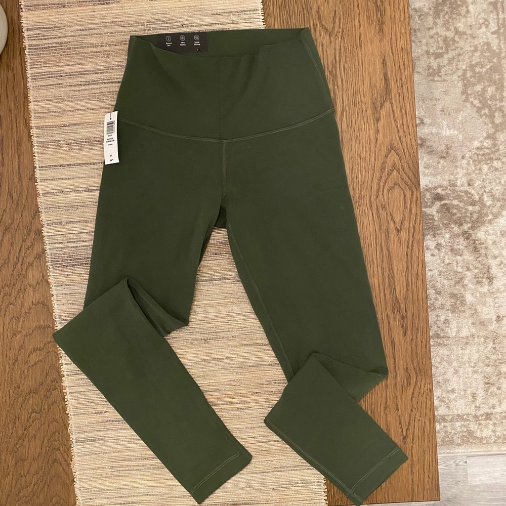 Aritzia-Tna BUTTER HI-RISE 7/8 leggings